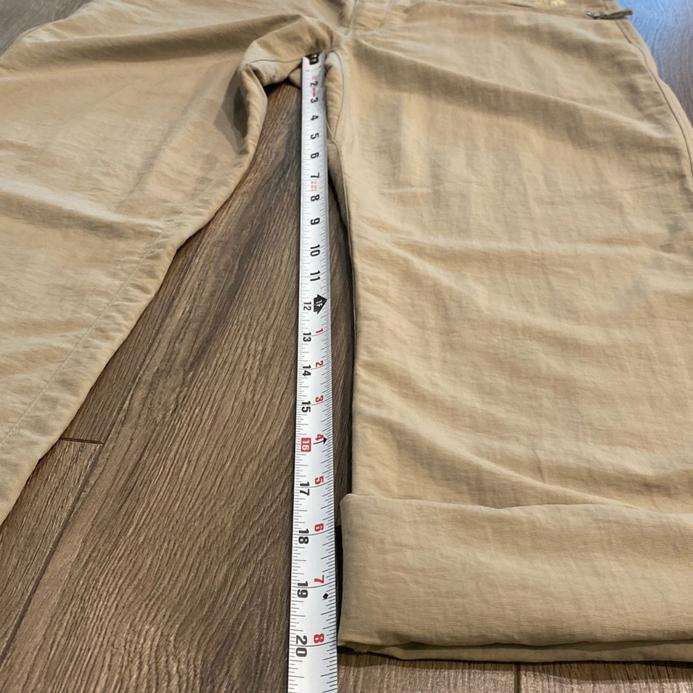 NWOT The North Face Tan Convertible Nylon Hiking Active Pants Size 6 - Picture 11 of 16
